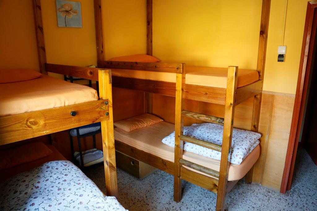 La Closa Hostel Castellar De N'Hug Εξωτερικό φωτογραφία