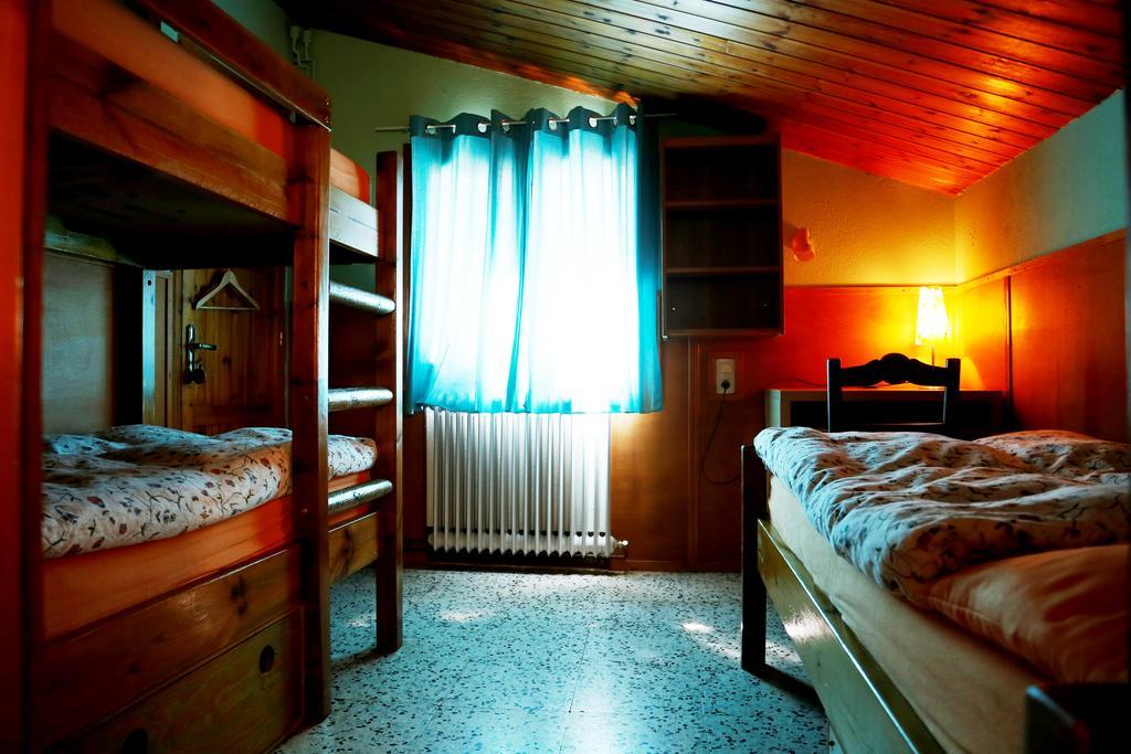 La Closa Hostel Castellar De N'Hug Εξωτερικό φωτογραφία